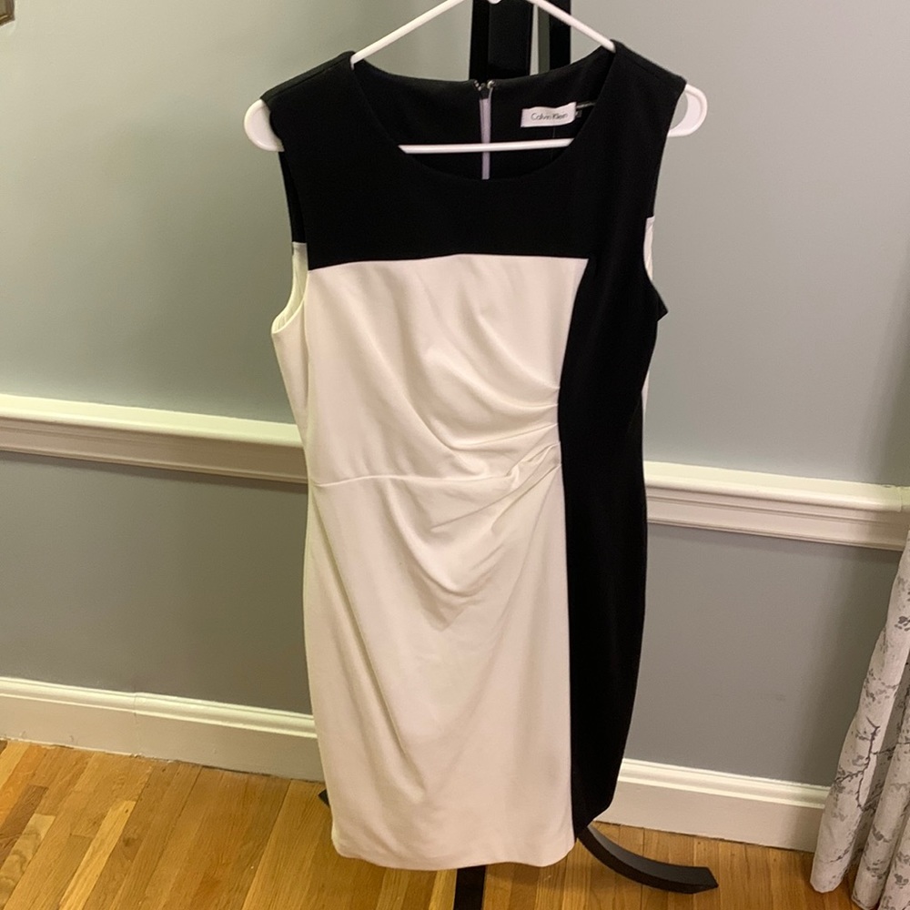 Calvin Klein Dress - Size 8 (NWT)